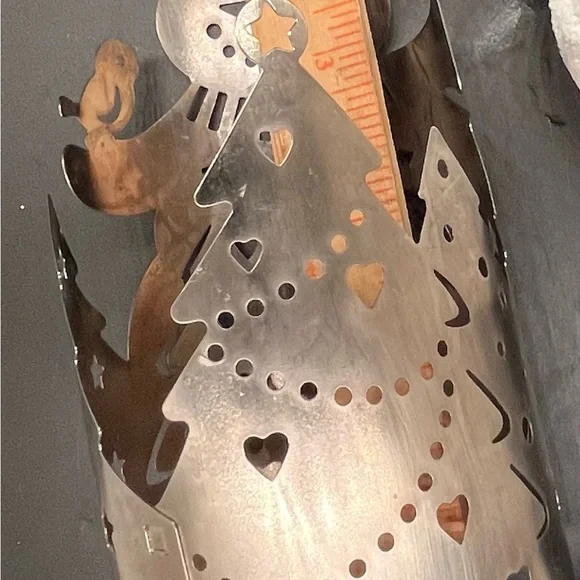 Tin Cut Out Snowman Candle Cover Gold Papier-Mâché tree Topper Christmas Decor - Picture 11 of 16